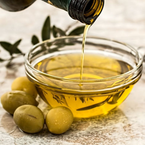 EXTRA VIRGIN OLIVE OIL: PROPERTIES AND BENEFITS